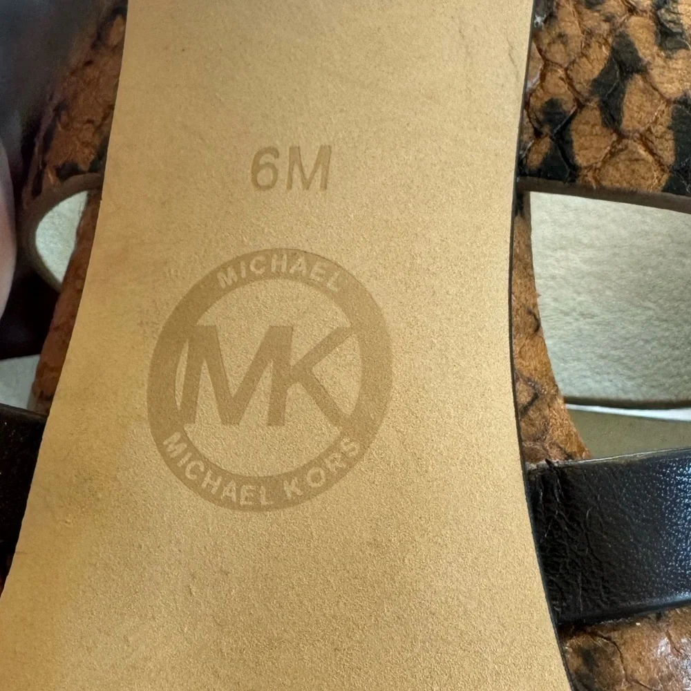Michael Kors Nadja Platform Open Toe Heels Snakeskin Animal Print Embossed 6